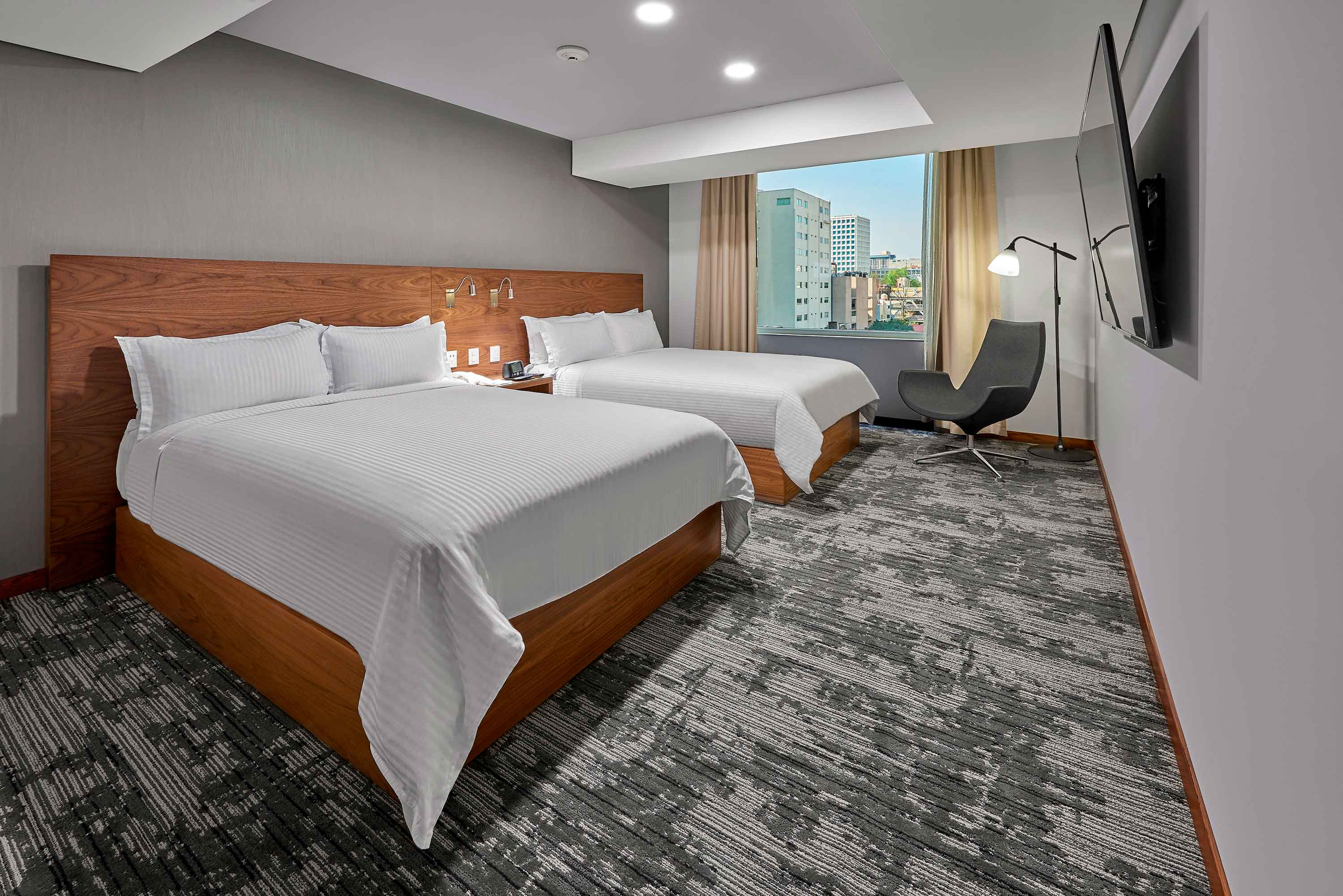 Hotel Wyndham Garden-gallery-2